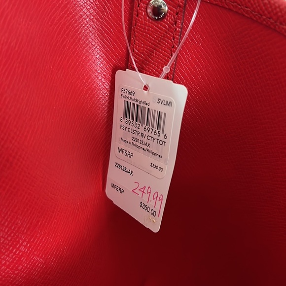 Floral Coach Pocketbook with Clutch - Picture 6 of 10